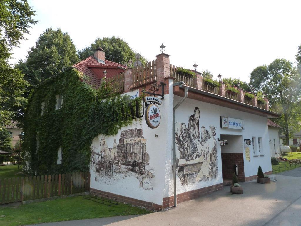 Hotel Landhaus Dargelin Behrenhoff Zewnętrze zdjęcie