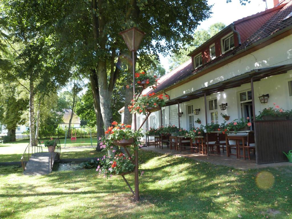 Hotel Landhaus Dargelin Behrenhoff Zewnętrze zdjęcie