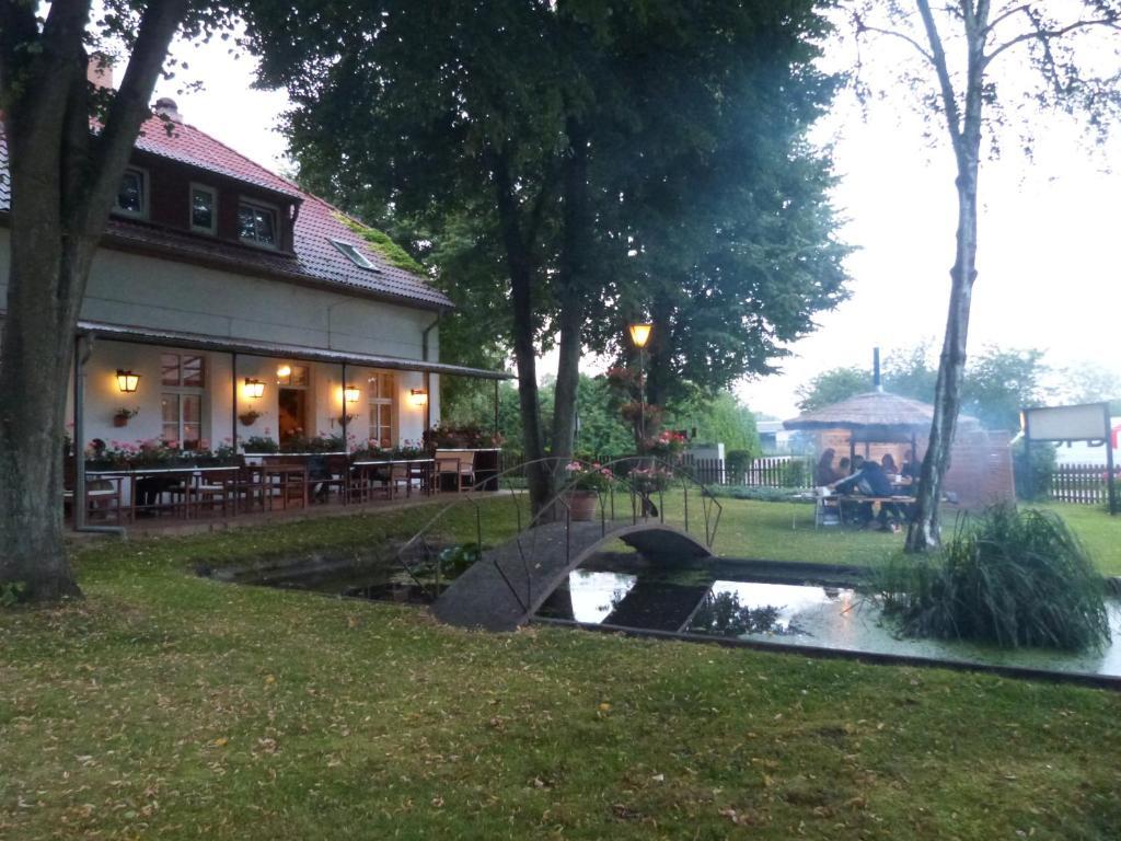 Hotel Landhaus Dargelin Behrenhoff Zewnętrze zdjęcie